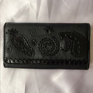 🚨SALE🚨Brighton Black leather Embroidered Wallet